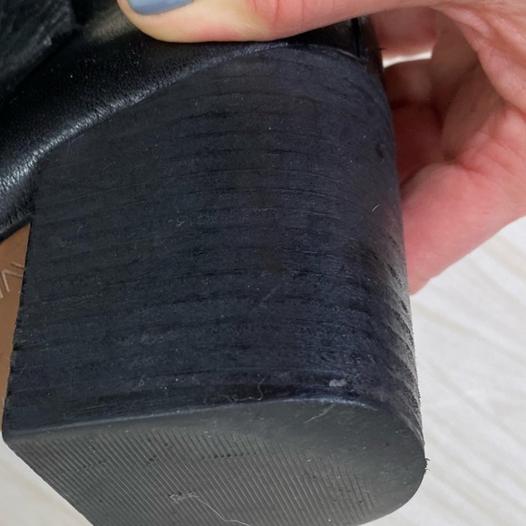 Vionic Black leather square toe Lyssa ankle Chelsea boots size 7.5 - Picture 8 of 13